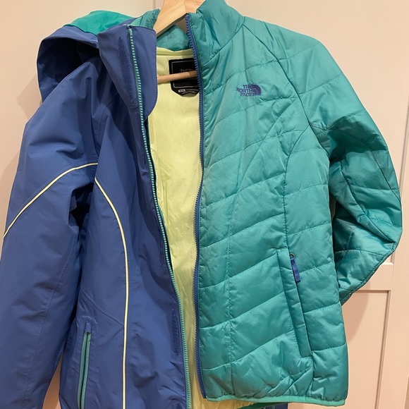 NWT North Face Ski Jacket - Picture 7 of 12